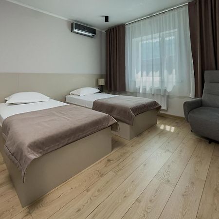 Vip Hotel Izmail Luaran gambar