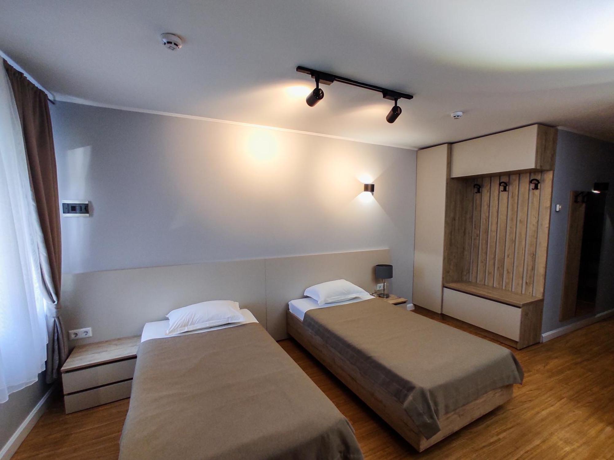 Vip Hotel Izmail Luaran gambar