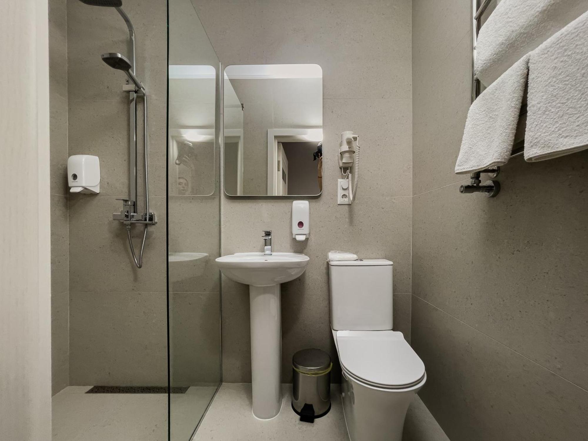 Vip Hotel Izmail Luaran gambar