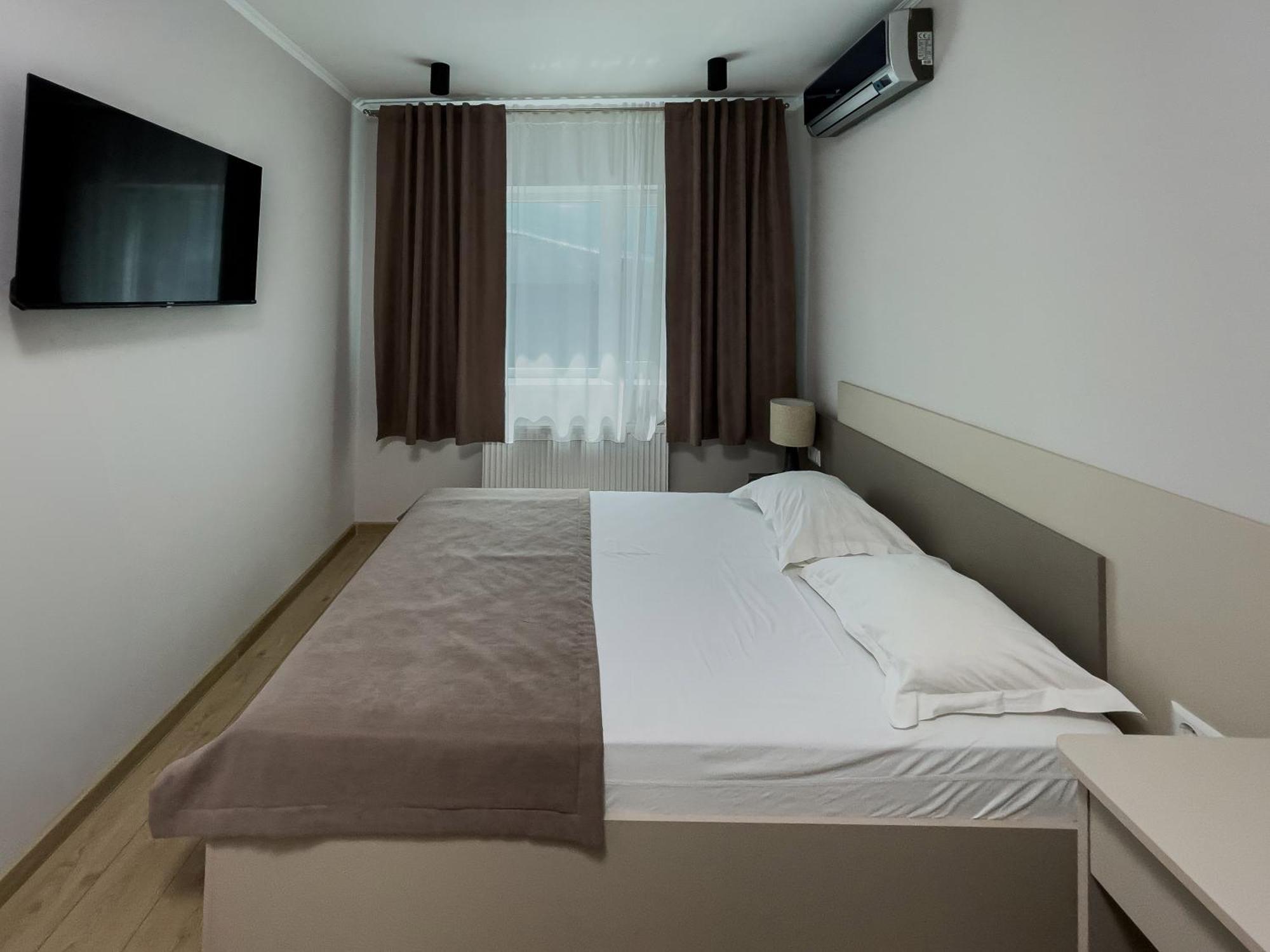 Vip Hotel Izmail Luaran gambar